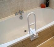 Barre d'appui pour la baignoire
