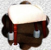 Aides pour rehausser les meubles