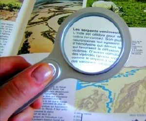 Petite loupe éclairante Eco