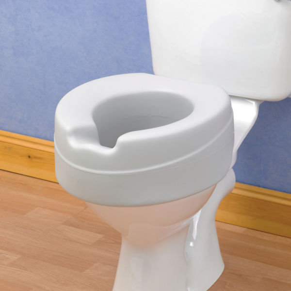 Rehausseur de WC en mousse sans abattant